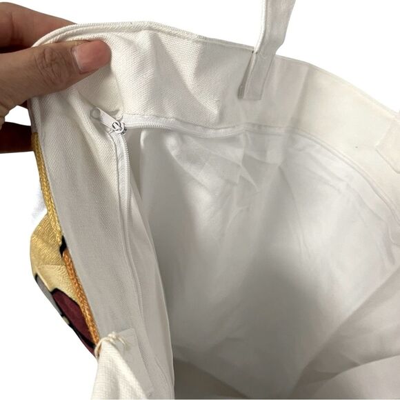 Authentic Ecuadorian Hand Woven Tote - Picture 9 of 10